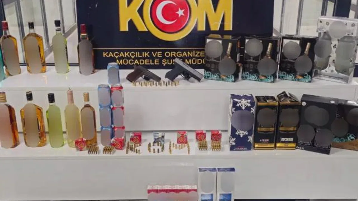 Adıyaman'da kaçak alkol, sigara ve silah ele geçirildi