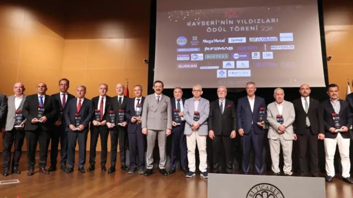 Kayseri Oda Borsa Ortak Meclis Toplantısı ve Kayseri’nin Yıldızları Ödül Töreni KTO’da yapıldı