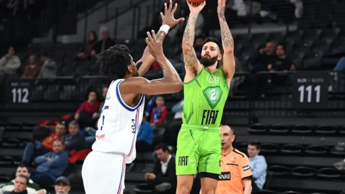 Anadolu Efes, TOFAŞ'ı potaladı!