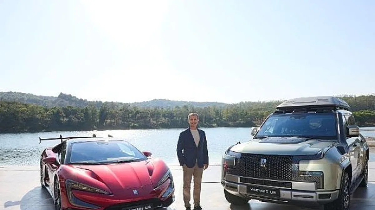 BYD Türkiye, Yüzen, Kendi Etrafında Dönen ve Zıplayabilen Araçlarıyla Türkiye'de Teknoloji Şovu Yaptı
