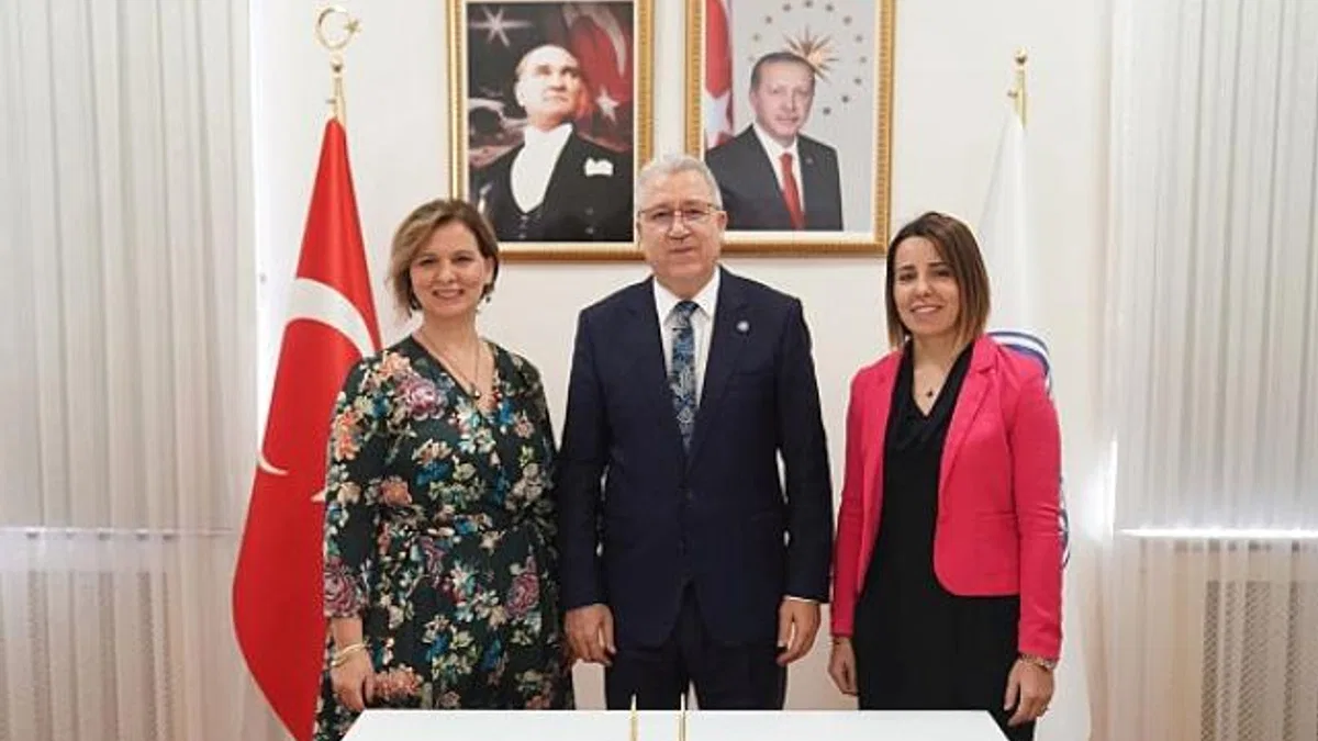 Hemodiyaliz hastalarının beslenme ve sıvı takibine yönelik yapay zeka destekli mobil uygulama geliştirecekler