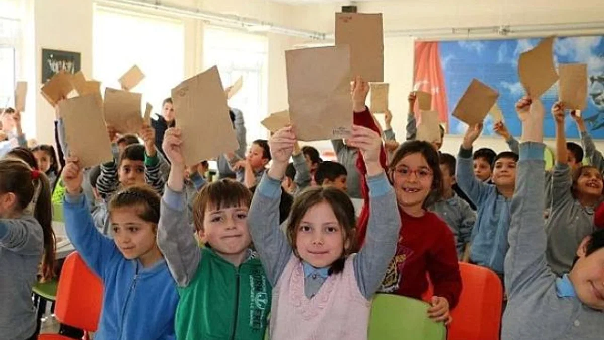 Kâğıdın serüveni köy okullarıyla buluştu