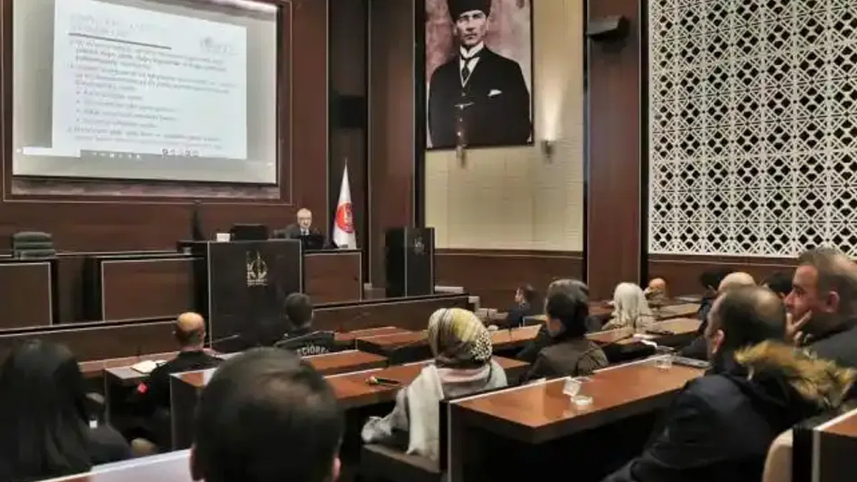 Ankara Keçiören'de yöneticilere disiplin ve yetki devri eğitimi