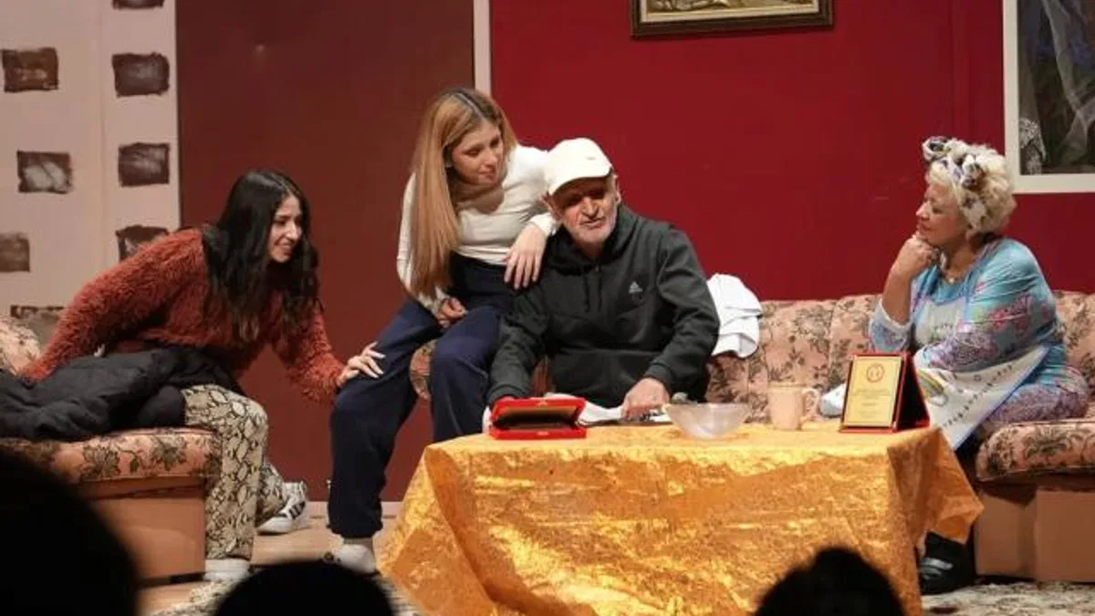 Ankara Keçiören'de 'Babam Geri Döndü' güldürdü