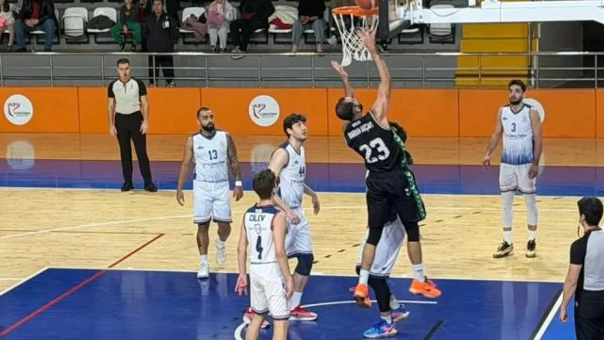 Liderden İstanbul’da gövde gösterisi