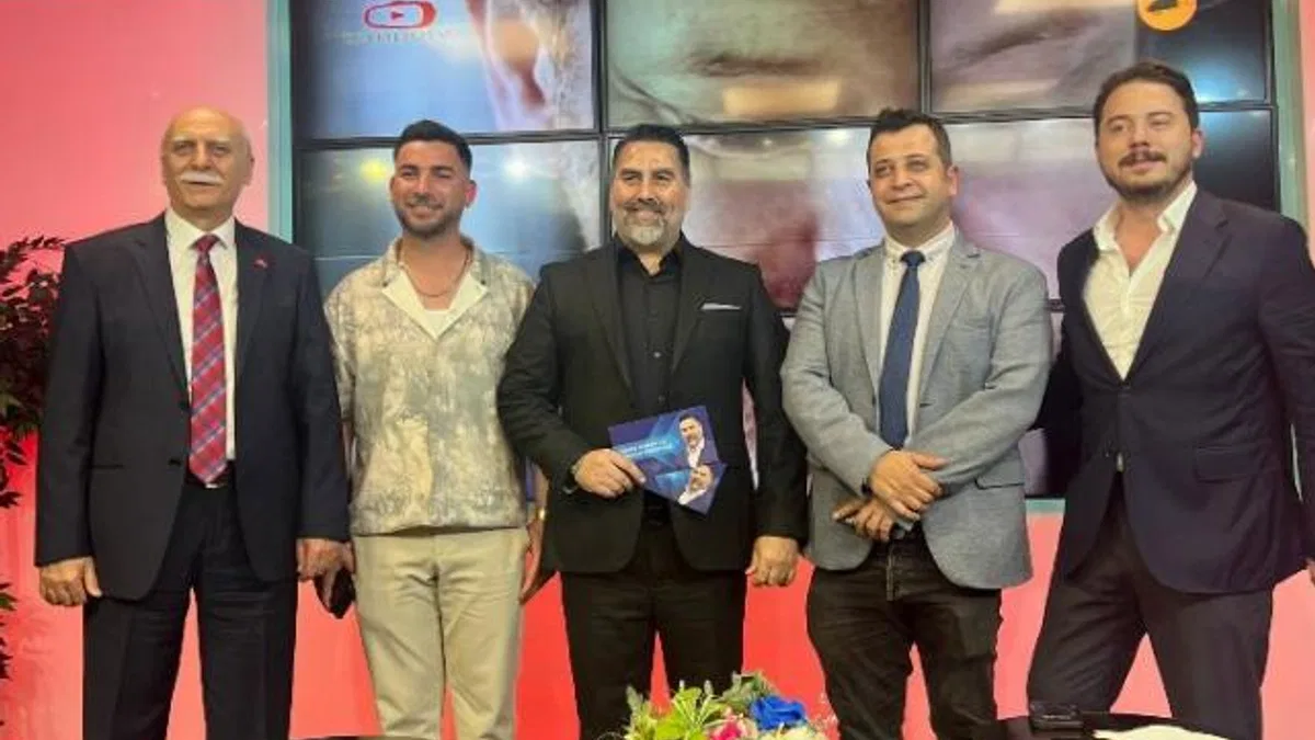 Murat Hançer konuklarını ağırlamaya devam ediyor