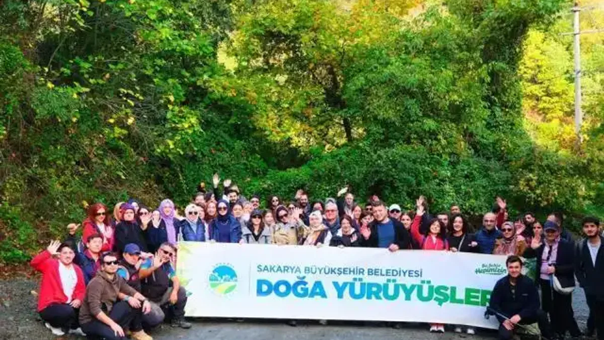 Sakarya'da sonbaharda büyüleyici rotada yürüyüş
