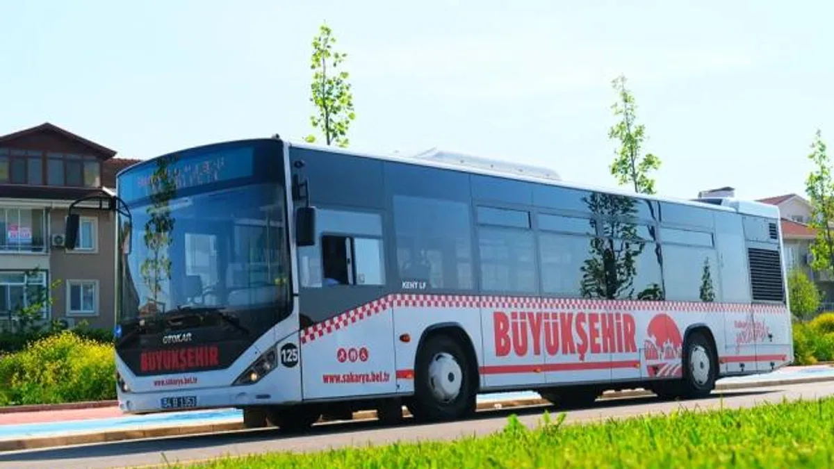 Sakaryaspor taraftarına ücretsiz ulaşım desteği