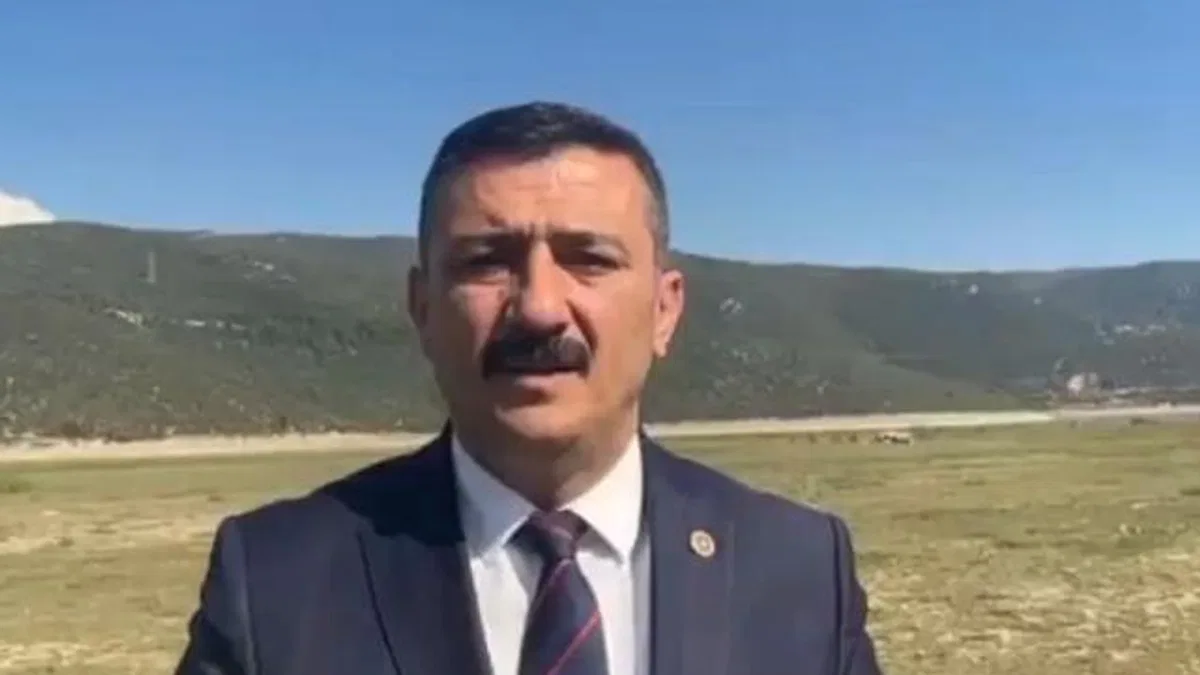 Bursa'da İYİ Partili Türkoğlu'ndan su eleştirisi