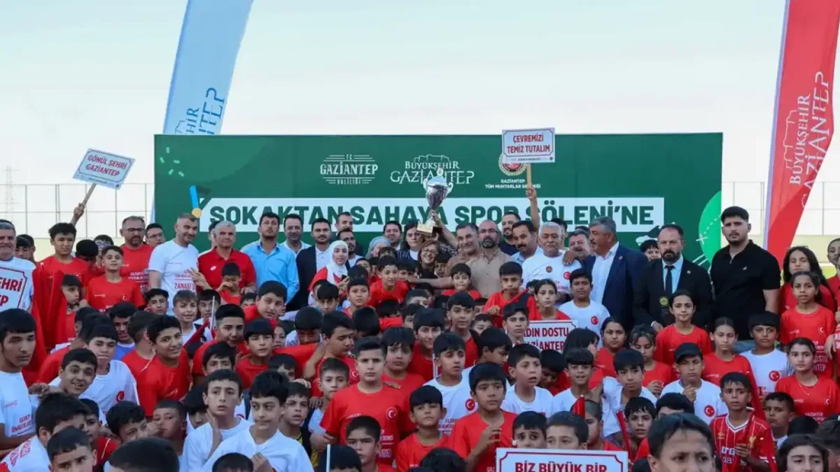 Gaziantep'te sokaktan sahaya spor şöleni