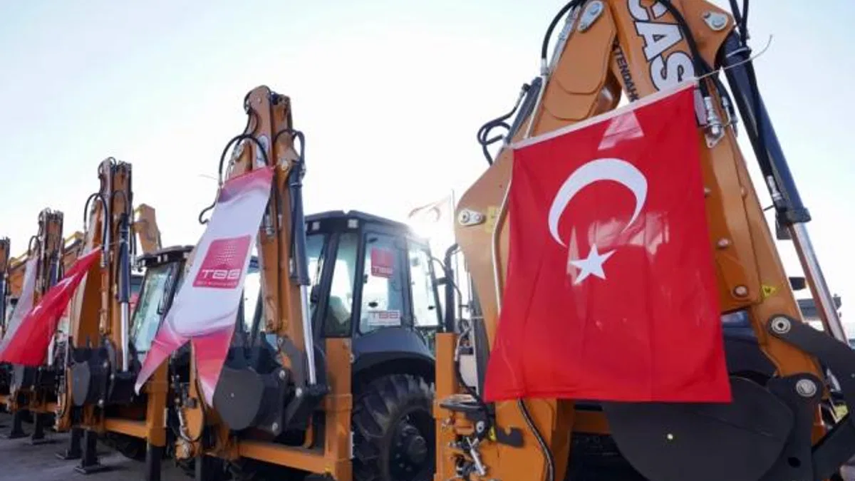 Türkiye Belediyeler Birliği'nden 4 il 31 ilçeye hibe araç