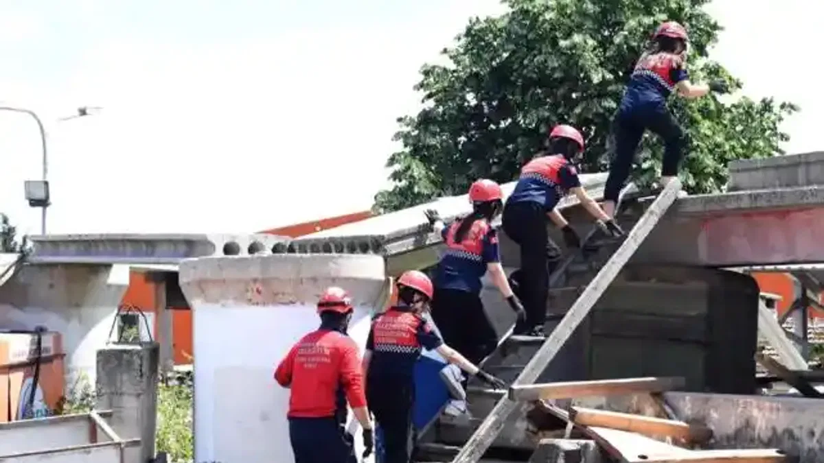 Bursa Osmangazi'de liselilerden nefes kesen tatbikat