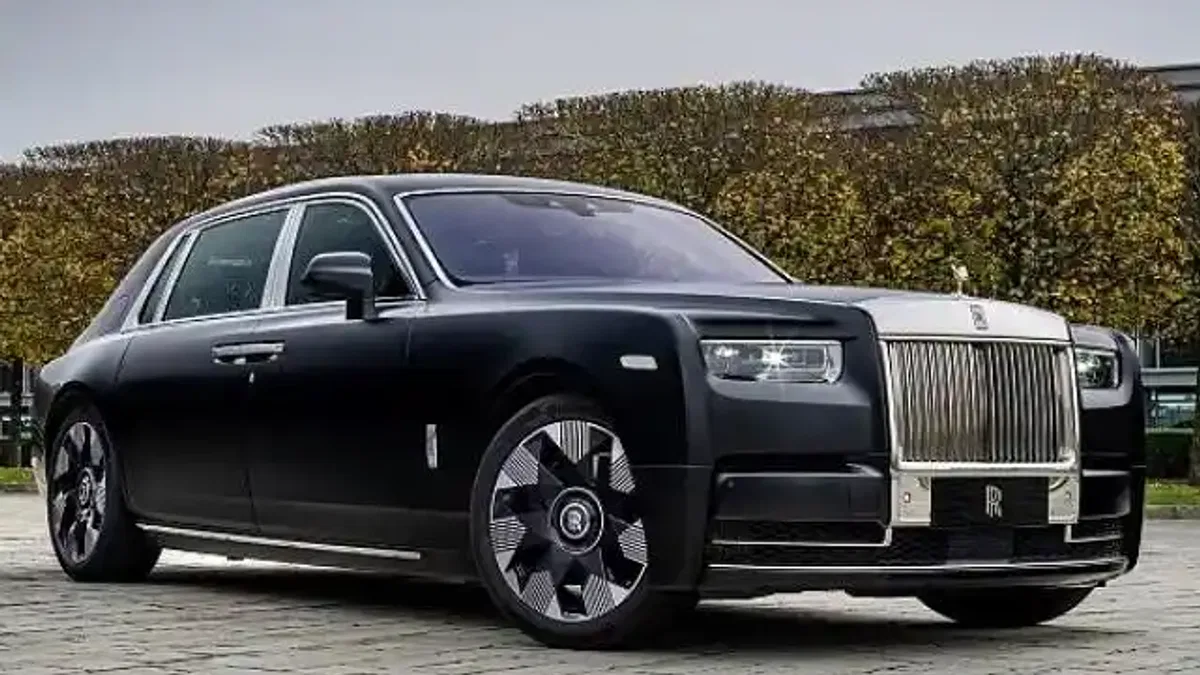 Rolls-Royce Phantom'dan 100. yılına özel ejderha teması