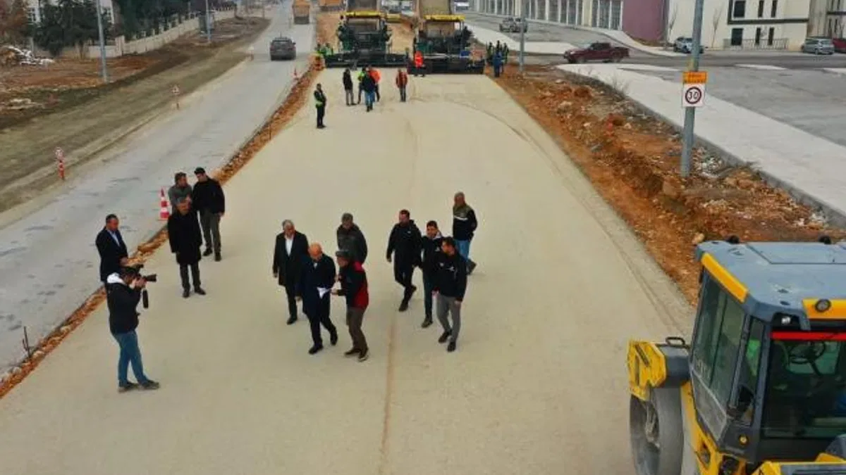 Malatya'da Saray Bosna Caddesi konforlu hale geliyor