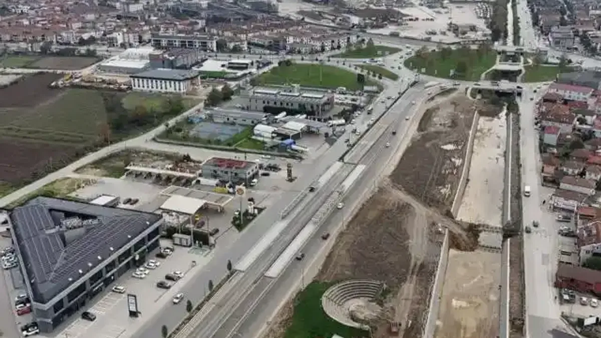 Sakarya'da Başkan Alemdar tarihi proje öncesi açıkladı