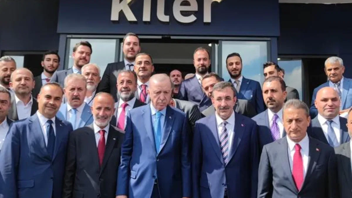 Cumhurbaşkanı Erdoğan, Bitlis'te iplik fabrikası açtı