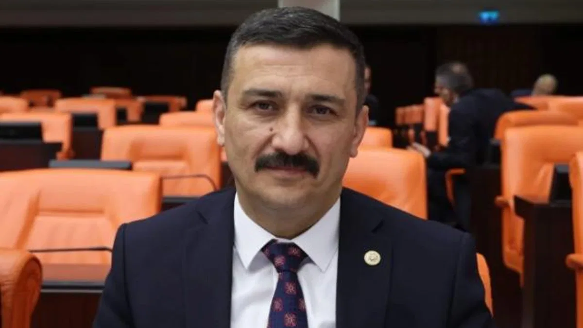Kredilerde geriye dönük faize İYİ Parti'den sert tepki!