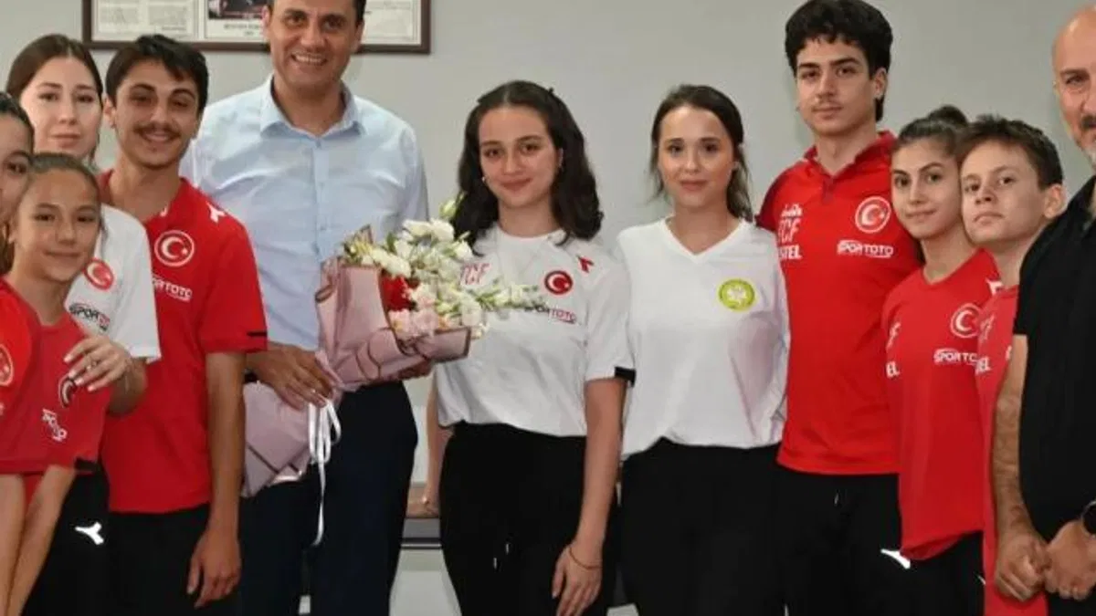 Manisa'da Başkan Zeyrek milli sporcularla buluştu