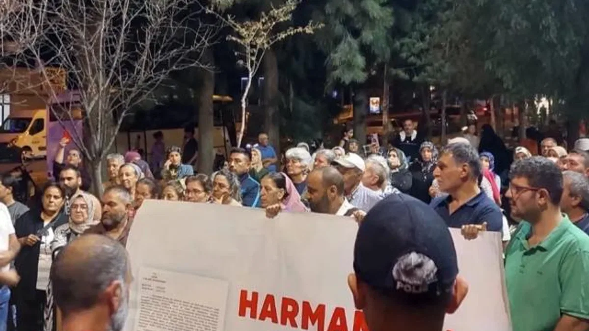 İzmir Harmandalı Çöplüğü'nde tehlike artıyor! Harmandalı Ümraniye'ye dönmesin!