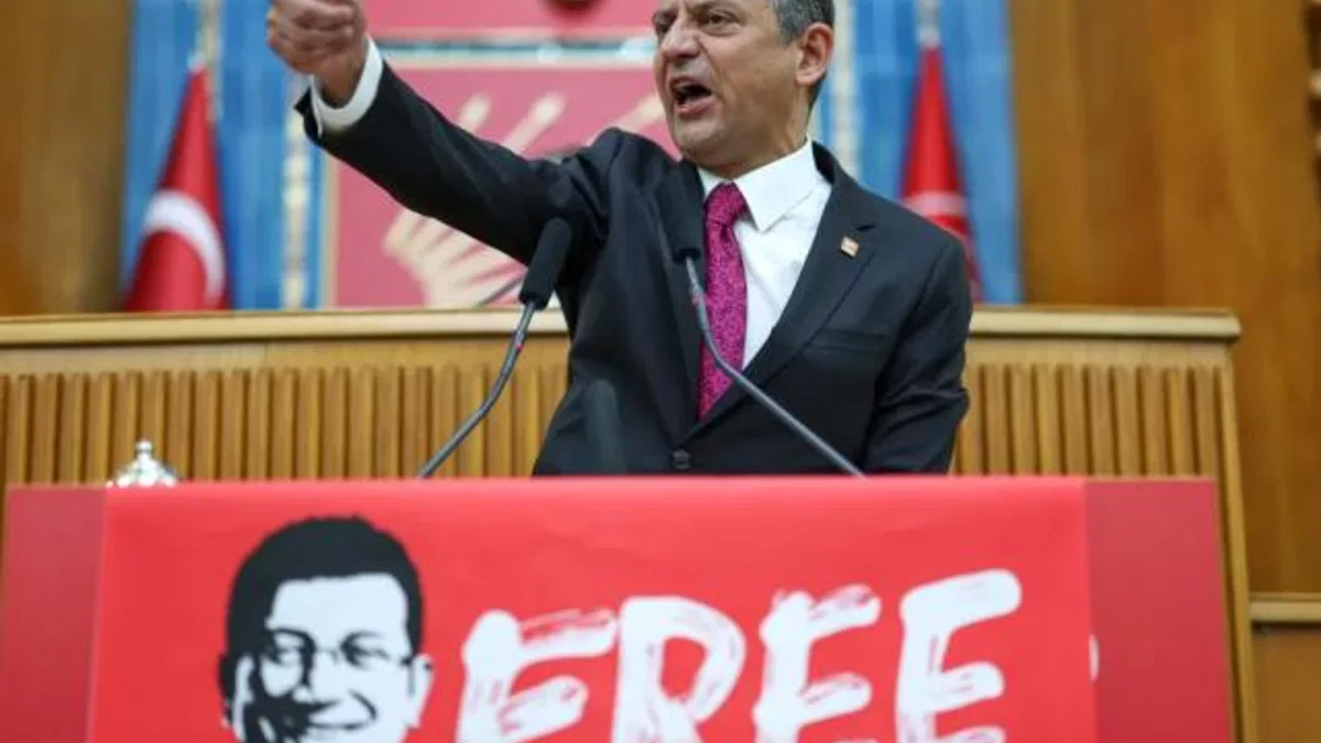 Özgür Özel: Hesabı darbecilerden soracağız!