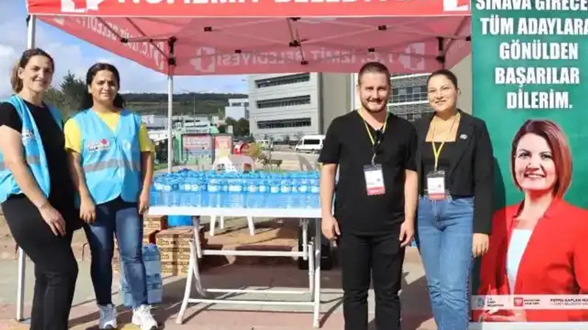 İzmit Belediyesinden KPSS adaylarına destek