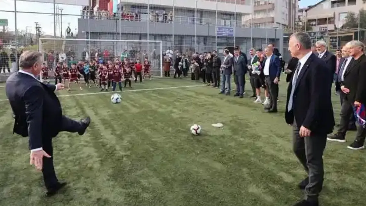 Spor Bakanı'ndan penaltı şovu!