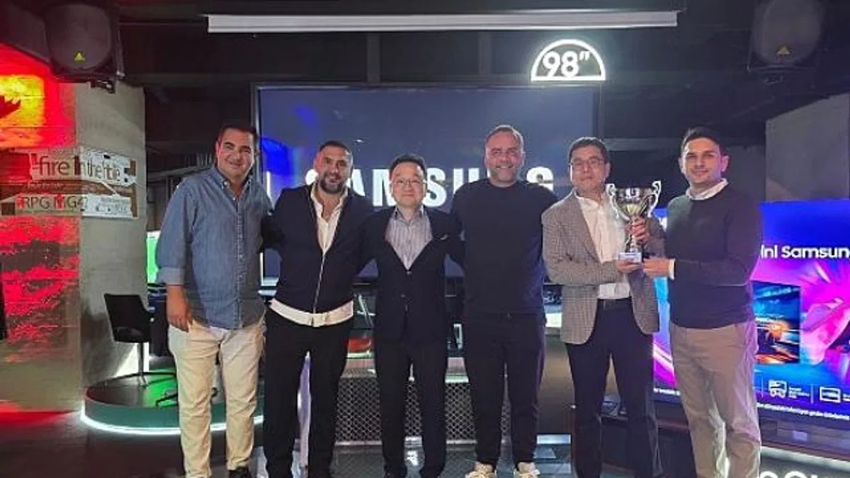 Yeşil sahadan dijital sahaya! Ümit Karan ve Semih Şentürk Samsung TV'de kozlarını paylaştı