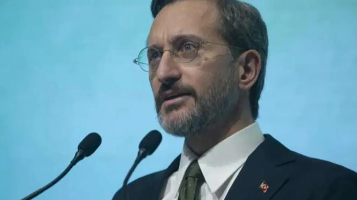 Fahrettin Altun: Fitne ve iftira silsilesi yolumuzdan geri çeviremeyecek