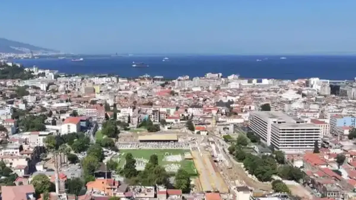 İzmir Büyükşehir'den kamuya büyük destek