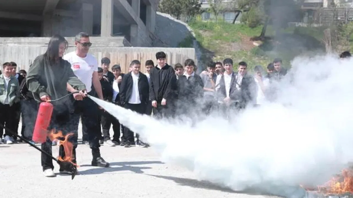 Ankara Keçiören'de gençlere afet bilinci