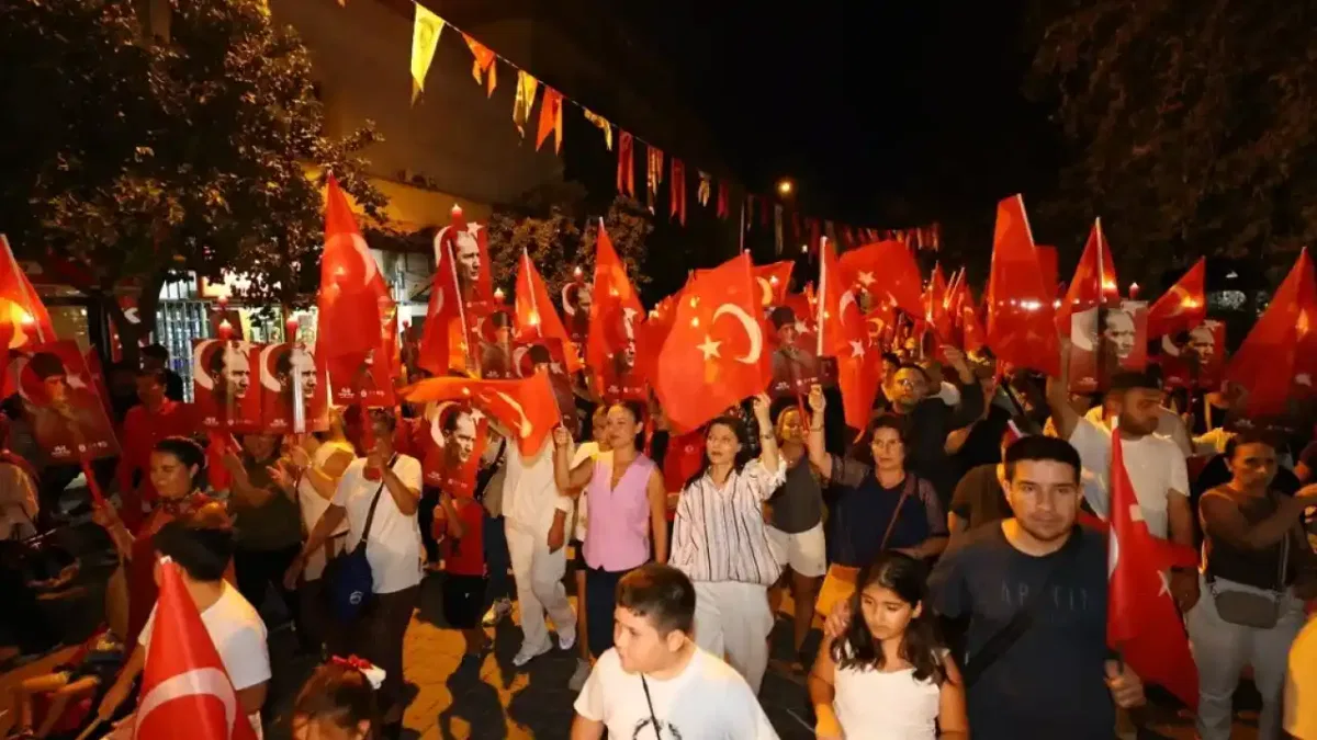 İzmir Efes Selçuk’ta Zafer Bayramı coşkusu