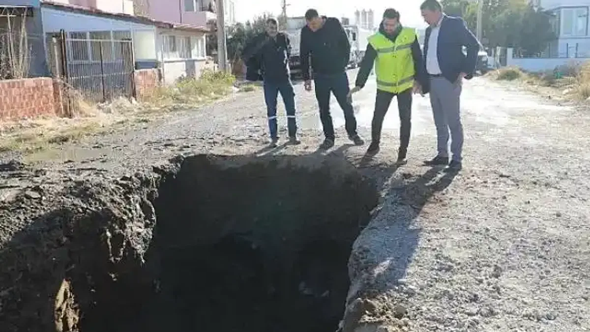 Hürriyet Mahallesi'nde Yağmur Suyu Hattı Yenilendi