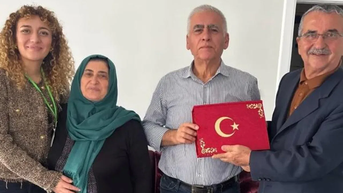Kocaeli'de gazilere saygı ve minnet ziyaretleri sürüyor