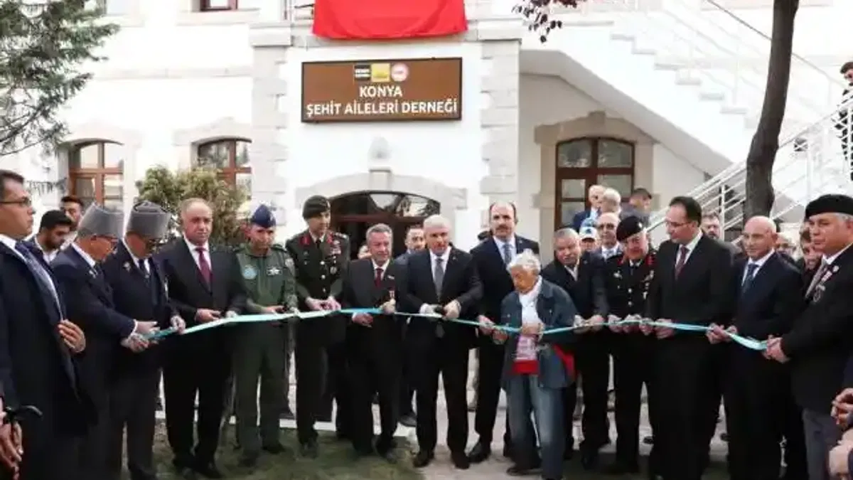 Konya'da yenilenen Şehit Aileleri Derneği binası açıldı