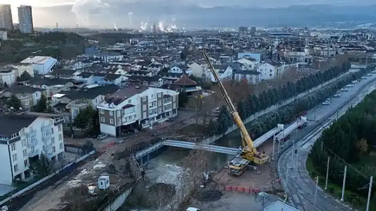 Alikahya tramvayında istikamet Kocaeli Stadı