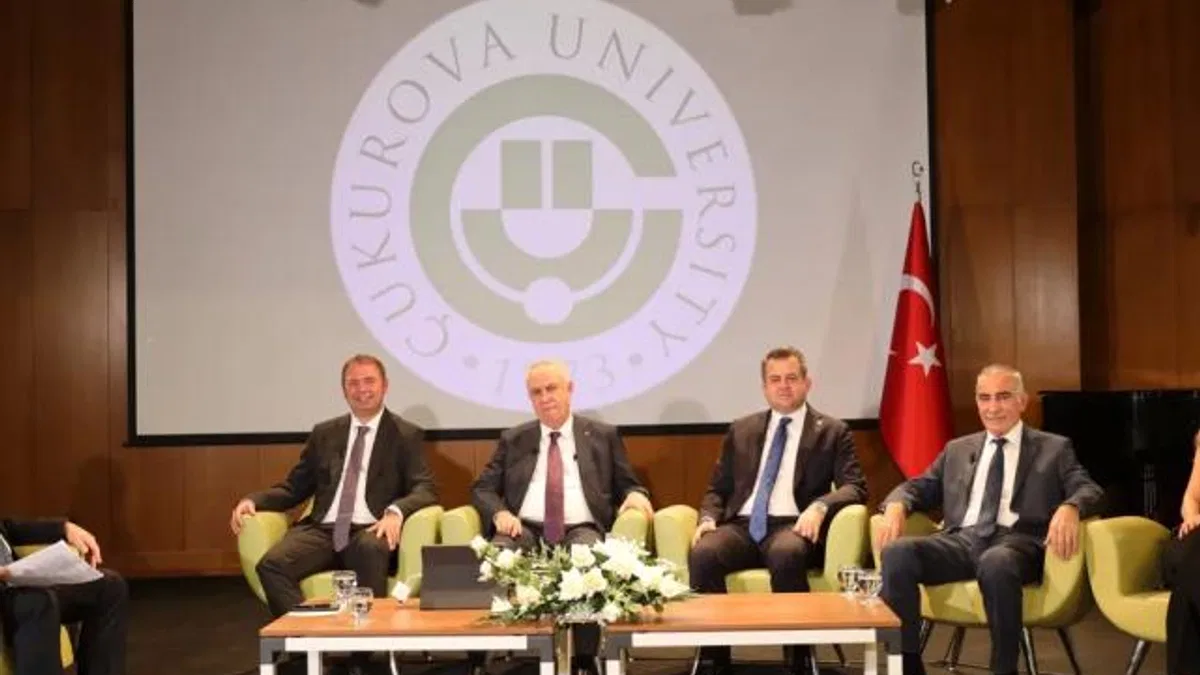 Anadolu Buluşmaları'nın 7'ncisi Adana'da gerçekleştirdi