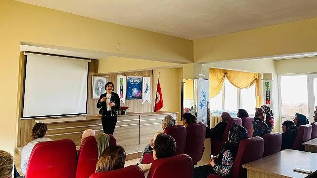 TİKAV, "Dijital Ayak İzimiz" projesi ile kırsalda kadınların eğitimini desteklemeye devam ediyor