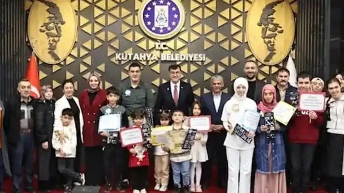 Kütahya'da Başkan Kahveci, özel öğrencileri ağırladı