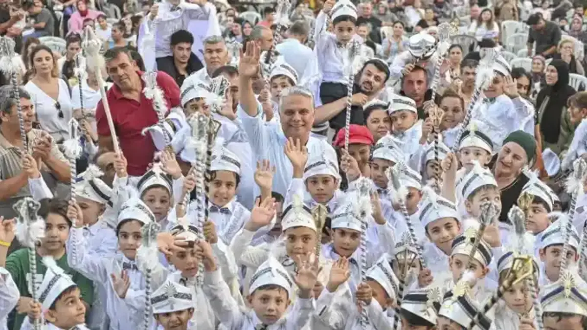 Antalya Muratpaşa’da sünnet şöleni heyecanı