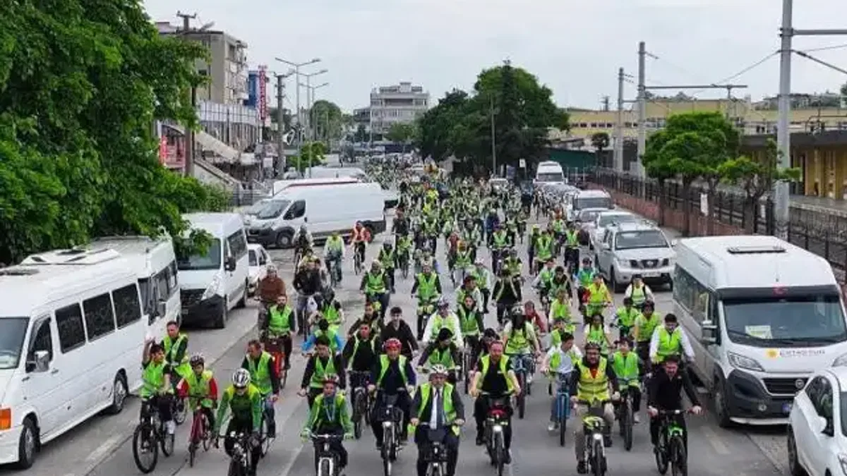 Sakarya'da pedallar şehrin merkezinde döndü