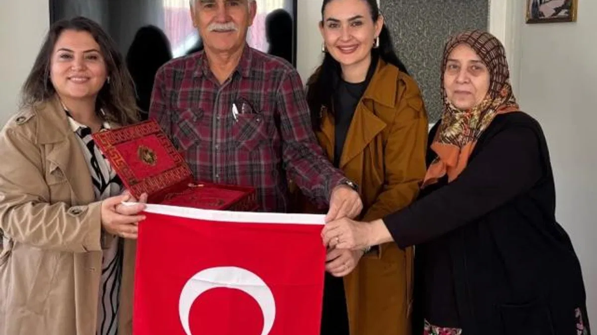 Kocaeli'de İzmit Belediyesinden Kıbrıs Gazilerine ziyaret