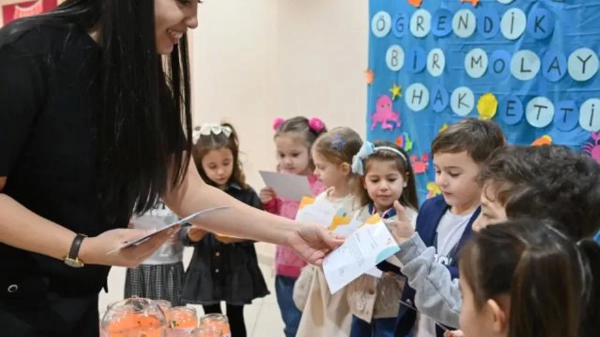 İzmir Bornovalı miniklerin tatil heyecanı