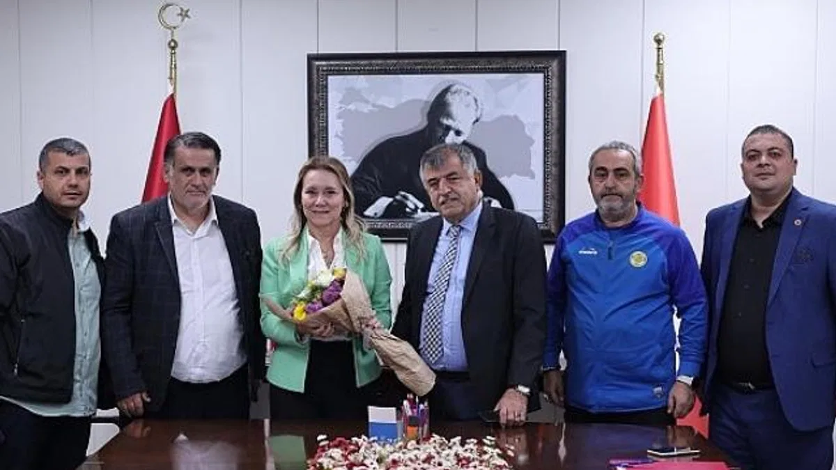 Amatör spor kulüplerinden Başkan Mutlu'ya ziyaret