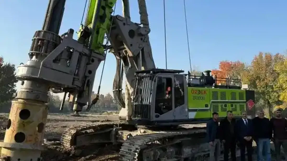 Sakarya’da Şehir Kütüphanesi için ilk kazma vuruldu