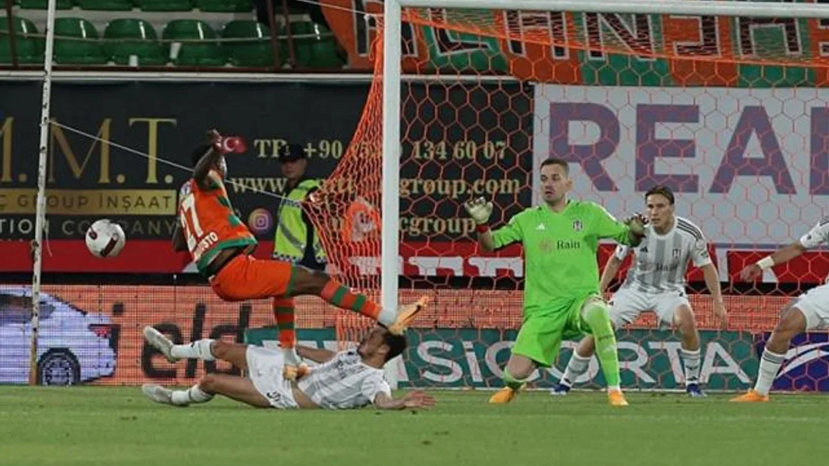 Corendon Alanyaspor 1-1 Beşiktaş (Maç Sonucu) Alanya'da kazanan çıkmadı!