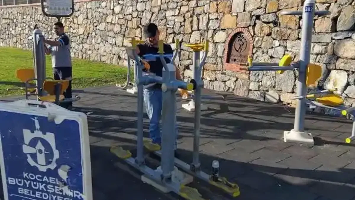 Kocaeli Darıca'da Millet Bahçesi'nde kesintisiz çalışma