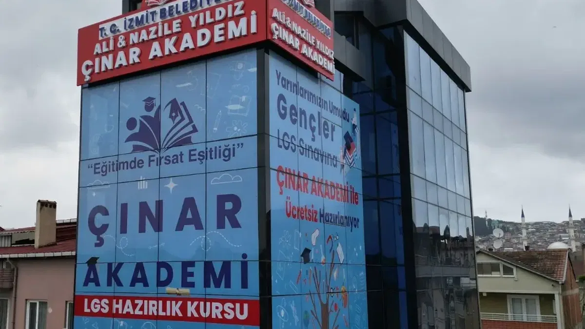 Çınar Akademi öğrencilerinden YKS ve LGS’de gurur veren başarı