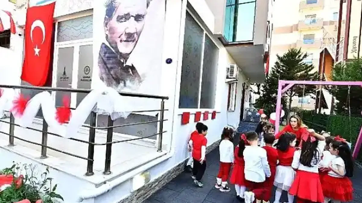 Başkan Tugay talimat verdi, anaokullarının ücreti 5 bin TL'ye indi