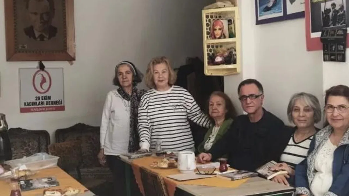 Bursa’da “Bir Kitap Bir Yazar” buluşmaları sürüyor