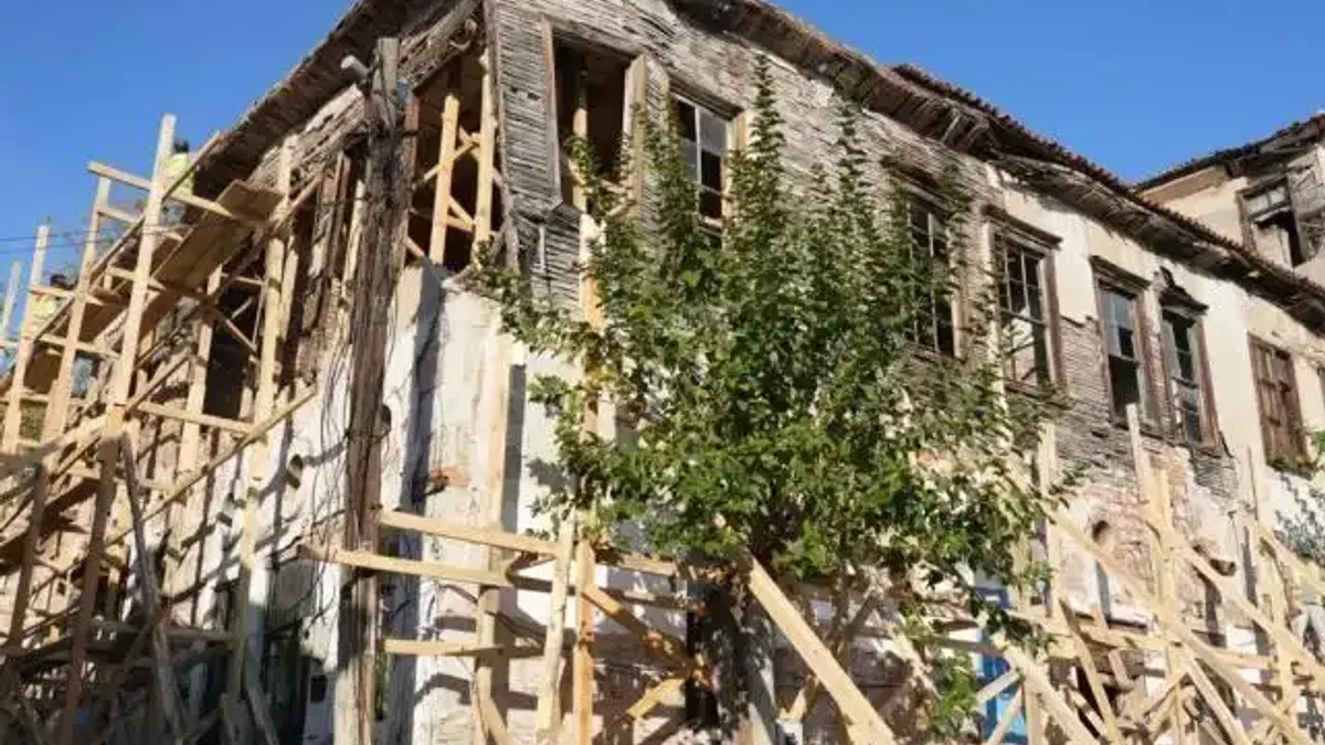 Muğla Milas'ta görkemli konak hayat buluyor